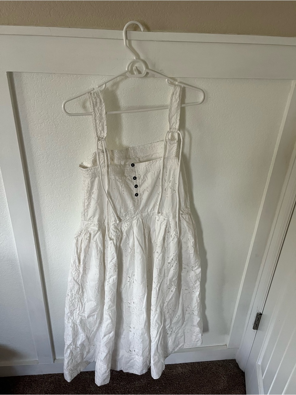Free People Women's Small White Eyelet Embroidered Midi Sundress. - Picture 4 of 8